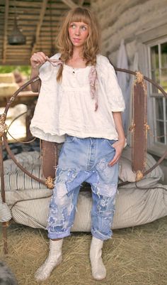 Magnolia Pearl - Summer 2014 Collection Magnolia Pearl Style, Robin Brown, Magnolia Pearl Clothing, Fredericksburg Texas, Ballet Style, Denim Inspiration, Bohemian Lifestyle, Bohemian Clothing, Upcycle Jeans