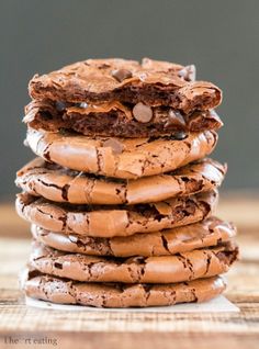 a stack of chocolate cookies on top of each other