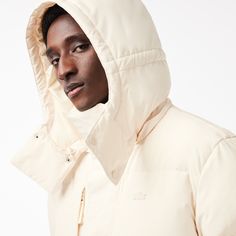 Comfort, style, and Lacoste quality wrapped up in one! As colder days set in, reach for this water-resistant, down-lined puffer jacket. Made to protect you all winter long, whether you're hiking, biking or just taking the bus. Puffer Jacket Men, Emporio Armani Men, Lacoste Men, Armani Men, The Bus, Urban Style, Detachable Hood, 2024 Collection, Modern Man