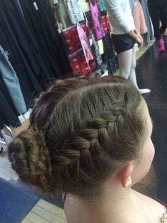 Braided Bun Ballet, Ballet Practice Hairstyles, Ballet Braid Bun, Ballet Bun With Braid, Cute Dance Hairstyles Jazz, Ballet Class Hairstyles, Jazz Hairstyles Dance, Lyrical Dance Hairstyles, Competition Dance Hair