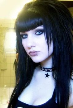 Mallgoth Aesthetic, Gothic Stuff, Goth Subculture, Gothic Hairstyles, Goth Hair, Goth Women, Goth Beauty, Gothic Makeup