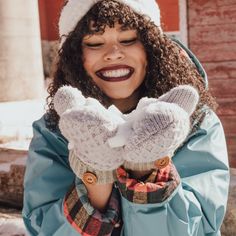 Women's Potholder Mittens Online Stylist, Clothing Subscription