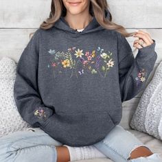 Flower design on front, back and sleeves Wildflower Cottage, Floral Shirt Women, Aunt Shirts, Women Flower, Hoodies For Women, Women's Hoodies, Screen Printing Shirts, Flower Shirt