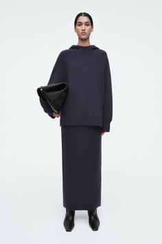 DOUBLE-FACED WOOL MAXI SKIRT Navy Maxi Skirt, Wool Maxi Skirt, Cashmere Dress, Women Magazines, Cashmere Coat, Winter Coats Jackets