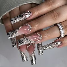 Brand Name: YICKYUE Number of Pieces: One Unit Application: Finger Nail Length: 14-33mm Nail Width: 4-13mm Material: Plastic Quantity: 24Pc/Box Heart Rhinestone, Nail Type, 3d Heart, Rhinestone Chain, Nail Length, Stick On Nails