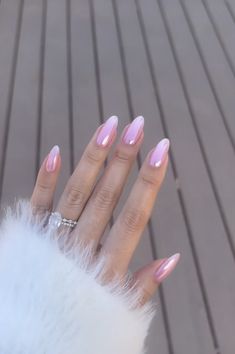 Sweet 16 Nails Almond, Clean Acrylic Nails Classy, Nails Inspo Summer 2024, Nails Ideas Summer 2024, Nail Inspiration Summer 2024, Summer Nail Inspo 2024, Gradient Pink Nails, Summer Nails Inspo 2024, Pink Dip Nails