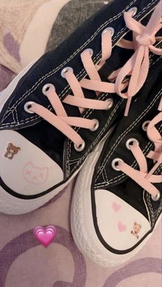 Pink Converse, Shoe Inspo, Aesthetic Shoes, Swag Shoes, Pretty Shoes, Dream Shoes, Converse Shoes, Cute Shoes, Fitness Inspo