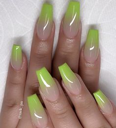 Winter Make Up, Shiny Nails Designs, Ombre Nail Art Designs, Green Nail Designs, Green Nail, Ombre Nail Designs