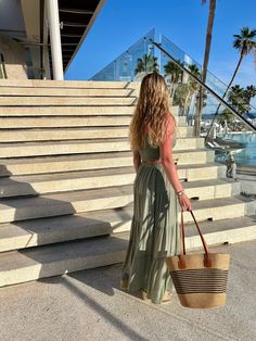 Meet our new Cabo Tote Straw Beach Bag! This style is perfect for either a day at the beach or just as an accessory for your summer outfit. It features a zipper closure, an interior pocket, and it has a beautiful a tan interior fabric lining. This bag is lightweight with sturdy and durable handles, and is able to hold a lot of your necessities! Available in black and cream Measurements: 15"L x 5"W x 10"H / Strap: 24" Curvy Swim, Straw Beach Bag, A Day At The Beach, Western Chic, Summer Swim, Waterproof Jewelry, Interior Fabric, Day At The Beach, Resort Style