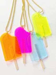 Popsicle Necklace. Kids Jewelry. Kids Necklace. Stocking Kid Jewelry, Jewelry Kids, Jewelry Making Business, Cute Valentines Day Gifts, Buying Gold, Jewelry Summer, Popsicle Stick, Kids Necklace, Popsicle Sticks