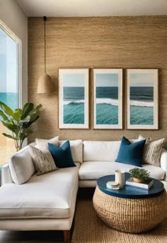 43 Inspiring Coastal Living Room Ideas Beach Decor Apartment, Beach Inspired Interior Design, Rustic Beach Living Room, Beach House Modern Decor, Living Room Teal Accents, Coastal Beach Living Room, Coastal Interior Decor, Nautical Beach House