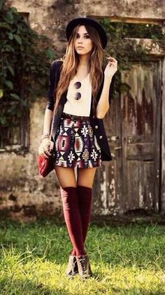 Indie Fall Outfits, Knee High Socks Outfit, Aztec Print Skirt, Boho Fall Outfits, Estilo Hipster, Look Boho Chic, Mode Boho