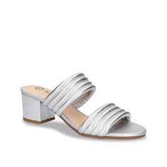 Bella Vita-Georgette Slide Sandal Refresh your footwear collection with the Georgette slide sandal from Bella Vita. The chic design flaunts a puffy two-banded design with padded insole and complementing block heel for enhanced style.