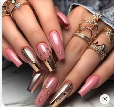 Gold And Pink Nails, Shiny Nails Designs, Romantic Nails, Gold Nail, Nail Designs Glitter, Uñas Acrilicas, Luxury Nails