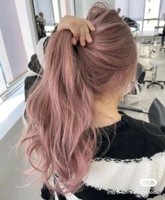 Brown And Pink Hair, Dusty Rose Hair, Dusty Pink Hair, Kpop Hair Color, Rose Pink Hair, Light Pink Hair, Pink Hair Dye, Beige Hair, Korean Hair Color