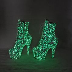 7" (178mm) Heel, 2 3/4" (70mm) Platform Lace-Up Front Ankle Boots Featuring Black-Light Reactive Glittered Upper And Platform Bottom, Inner Side Zip Closure Brand New In Box Pleaser Us Women's Sizes Glow In The Dark Glitter, Pleaser Heels, Open Toe Boots, Shoes Heels Classy, Pleaser Shoes, Witch Fashion, Black Platform Heels, Stiletto Boots, Platform Ankle Boots