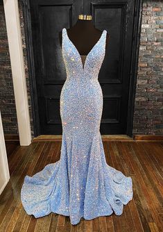 Looking For One Perfect Prom Dress? This Prom Dress is made-to-order by professional tailors. Available In Over 60 Colors. Regular sizes 2 to 16 and plus sizes 14W to 26W. Custom size is also available.More details:Silhouette:Sheath/Column,Trumpet/Mermaid.Neckline:V Neck.Sleeve:Sleeveless.Wrap:No.Trend Collections:Corset,Sparkle & Shine,Formal,Fitted.Size:Plus,General.Fabric:Velvet Sequins.Length:Sweep Train.Shown Color:Multi-Colors.Fully Lined:Yes.Built_In Bra:Yes.Boning:Yes.Straps:Regular Stra Sweep Train Prom Dress, Dark Red Dresses, Prom Dresses With Pockets, Red Dresses Classy, Corset Dress Prom, Mermaid Bridesmaid Dresses, Lace Prom Dress, Light Blue Dresses, Dresses Royal