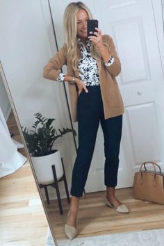 Fall Dress Work, Jewelry Store Work Outfit, Tan Sweater Work Outfit, Women Fall Office Outfits, Insurance Outfit Business Casual, Business Casual Outfit With Tennis Shoes, Rainy 70 Degree Outfit, Work Outfits Women Cardigan, February Business Casual Outfits