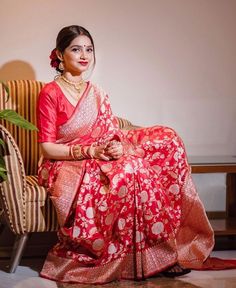 26 Real Brides Who Wore Banarasi Saree on Their D-day | ShaadiSaga Reception Sarees, Red Sari, Designer Sarees Wedding, Banarsi Saree, Wedding Saree Collection