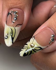 lizzette perez | Giving Cancun without the can 🤪 @milusosweet 💞 ✩ #acrylicnails #nails #nailsofinstagram #nailart #nailsnailsnails #njnailtech #nailtech… | Instagram Girly Nails, Cute Girly Nails, Clear Acrylic Nails, Beauty Nails Design, Cherry Nails, Nails Now, Edgy Nails, Crazy Nails, Nail Tattoo