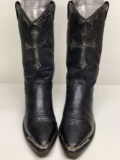 Goth Cowboy, Dr Shoes, Black Cowboy Boots, Estilo Country, Black Cowboy, Shoe Inspo, Swag Shoes, Dream Shoes, Dream Clothes