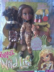 the bratz wild life doll is in its package