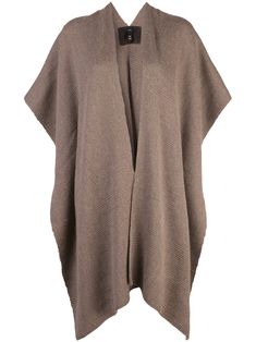 The Baby Alpaca Duster is hand-woven in Chile by Mapuche weavers, to create the perfect specialty poncho. The definition of chic versatility, this piece transitions perfectly from day to night and offers luxurious comfort for any look. 100% Baby Alpaca One Size Product Care: Dry Clean Only Loose Knit Jumper, Poncho Women, Poncho Pullover, Ethical Brands, Knitted Tops, Fashion Wishlist, Woven Design, Baby Alpaca, Knitwear Cardigan