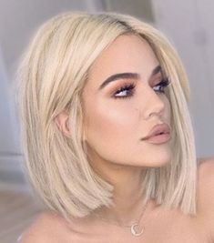 Blonde Hair Inspiration, Blonde Hair Looks, Long Bob Hairstyles, Short Blonde, Short Blonde Hair, Khloe Kardashian