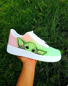 Marvel Shoes, Painting Fabric, Painted Sneakers, Nike Fashion Shoes