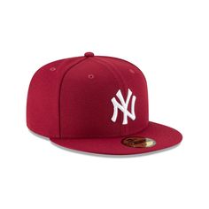 Sport meets fashion. The New York Yankees Basic 59FIFTY Fitted Cap features an embroidered Yankees logo at the front panels with the MLB Batterman logo at the rear and a gray undervisor. Flat Cap For Baseball Season Streetwear, Classic Snapback Hat For Baseball Season, Baseball Season Flat Brim Cap With Letter Patch, Classic Snapback For Baseball Season, Classic Flat Cap For Sports, Classic Sports Flat Cap, Classic Flat Cap Fitted Hat For Streetwear, Embroidered Logo Flat Cap For Baseball Season, Flat Cap Fitted Hat With Embroidered Logo For Streetwear