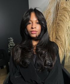 Middle Part Closure Sew In Layered, Bombshell Hair, Random Clothes, Hair Growing, Protective Hairstyles Braids, Hair Laid, Baddie Hairstyles, Dream Hair, Black Girls Hairstyles