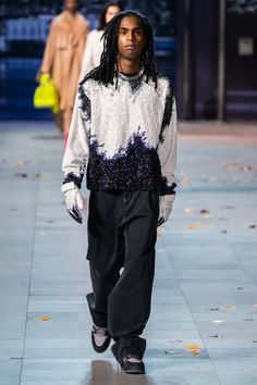 Louis Vuitton Fall 2019 Menswear Fashion Show Collection Catwalk Collection, Louis Vuitton Men, Fashion Show Collection, High Fashion Street Style, Mens Fashion Trends, White Fashion, Aesthetic Clothes, Runway Fashion