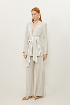 Melange Tailored Belted Tipped Detail Blazer Plus Size Workwear, Spring Wedding Guest Dress, Fall Wedding Guest Dress, Bachelorette Outfits, Outfits Petite, Bandeau Dress, Tailored Blazer, Tailored Pants, Karen Millen