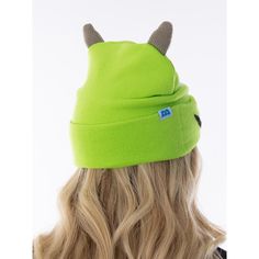 This is an Disney Monsters Inc. Beanie, Guaranteed! Monsters, Inc. is one of the great animation movie series put out by Disney. With hilarious and lovable characters like Sulley, Mike Wazowzki, Roz, Boo, Celia, and Randall, it is hard not to be a fan of the 2 films! This magnificent Mike Wazowski costume beanie hat features a detailed character face design done and 3D horns just like the character has! It is made of a soft and breathable 100% acrylic fabric that will keep your head warm in the Minion Stocking Hat, Crochet Monster Inc Hat, Monsters Inc Crochet Sweater, Character Face Design, Mike Wazowski Costume, Monsters Inc Mike, Disney Monsters Inc, Mike From Monsters Inc, Plain Baseball Caps