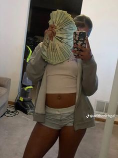 Money Girl, Union Bank, Stars Design, Side Hustle Ideas, Rich Money, Photo Style