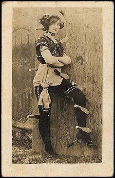 Circus Performers from 1890s-1910s Pierrot Clown, Horror Vintage, Pantomime, Retro Humor