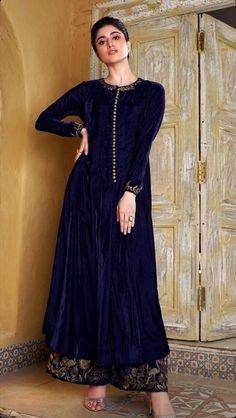 Velvet Design, Formal Occasion Dress, Luxury Party, Velvet Maxi Dress, Long Sleeve Evening Dresses, Green Prom Dress, Evening Dresses Elegant, Women Maxi