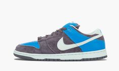 Dunk Low Pro SB\r 304292 032 Buy Nike Shoes, Nike Kicks, Nike Sb Dunk Low, Sb Dunk Low, Nike Sb Dunks Low, Nike Sb Dunk, Stadium Goods, Sb Dunk, Latest Sneakers