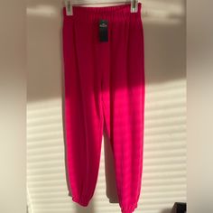 Brand New With Tags And In Perfect Condition, These Sweatpants Are A Must-Have For Comfort Lovers. Made From An Ultra-Soft Material, They Feature A Stretchy Waistband For The Perfect Fit. The Vibrant Hot Pink Color Adds A Fun Pop To Any Casual Outfit, Making These Sweatpants Both Stylish And Cozy. -Comes From A Pet Free And Smoke Free Home! Hot Pink Sweatpants, Joggers Women, Pink Joggers, Pink Sweatpants, Hot Pink Color, Hollister Pants, Outfit Making, Casual Outfit, Soft Material