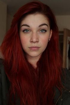 Red Hair Trends, Medusa Piercing, Dark Red Hair, Snake Bites, Long Red Hair, Short Hair Color, Scene Hair, Hair Color Dark