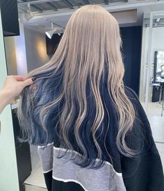 Grey Hair Colour, Silver Blue Hair, Short Platinum Blonde Hair, Korean Hair Color, Hair Tint, Beautiful Gray Hair, Hair Color Streaks, Colour Collection