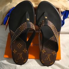 Lv Thong Sandal, Whole Lot Of Life Still Left In These Beauty, No Tears Or Marks Shoes Louis Vuitton, Louis Vuitton Shoes, Thong Sandals, Women's Shoes Sandals, Sunnies, Shoes Sandals, Size 7, Louis Vuitton, Women Shoes