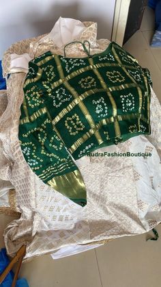 Green Bandhni Silk Pure Georgette hand Embroidered Lucknowi Chikan Lehenga Indian Handmade Chikankari Dyable Premium lehenga Lenga for women Bandhni Lehenga, Chikan Lehenga, Lehenga Green, Lehenga Indian, Lengha Choli, Lehenga Blouse, Simple Patterns, Skirt Top, Tree Skirts