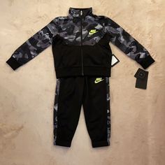 Nike Boys Tracksuit Size 2t. Jacket And Pants. Black And Gray In Color. Brand New! Black Streetwear Sets With Pockets, Black Playwear Sets For Fall, Black Sets For Playwear In Fall, Nike Boys Outfits, Toddler Nike Outfits, Boys Nike Outfits, Girls Nike Outfits, Nike Tracksuits, Leopard Nikes