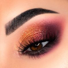 Matte Make Up, Eye Makeup Images, Pretty Eyeshadow, Beautiful Eye Makeup, Eye Makeup Designs, Makijaż Smokey Eye, Colorful Eye Makeup, Lily Evans