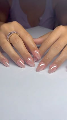 Glazed Almond Nails, Pink Glazed Nails, Pink Clear Chrome Nails, Pink Chrome Natural Nails, Medium Pink Chrome Nails, Apres Gel X Nails Almond, Ballet Pink Chrome Nails, Short Round Gel Nails, Chrome Nails Pink Base