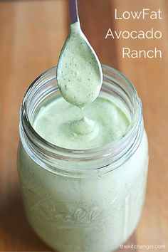 Avocado Ranch Dressing Recipe, Creamy Avocado Ranch Dressing, Ranch Dressing Dip, Avocado Ranch Dressing, Salads Pasta, Avocado Dessert, Avocado Ranch, Ranch Dressing Recipe