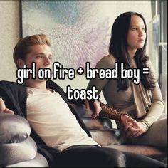 iykyk Hunger Games Funny Photos, Real Or Not Real Hunger Games, The Hunger Games Memes Funny, Hunger Games Whisper, Hunger Games Pfp, Peeta And Katniss, Hunger Games Fashion, Divergent Hunger Games