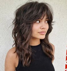 The Best Butterfly Haircut Ideas for Girls Shaggy Long Hair, Long Shag Haircut, Shaggy Haircuts, Shag Hairstyles, Wolf Cut, Edgy Hair, Shag Haircut, Long Layered Hair, Long Straight Hair