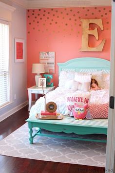 Paint colors for the girls room Girls Bedroom Paint, Coral Bedroom, Daughters Room, Trendy Bedroom, Big Girl Rooms, Decor Minimalist, Teen Room